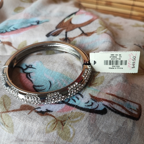 Talbots Silver Tone Clear Rhinestone Clamper Bangle Bracelet NWT Retired Vintage - Picture 8 of 12
